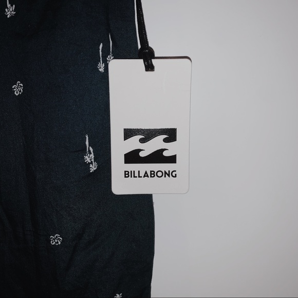 Billabong Other - BILLABONG Men’s Shirt NWT